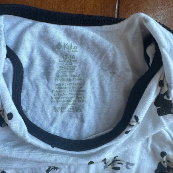 Kyte Baby Panda Print Short Sleeve Onsie - Size 12-18m| - Picture 3 of 5